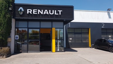 Photo de la devanture de l'atelier Garage Gomez &agrave; Luzinay